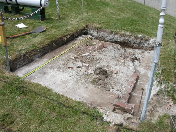 images/Oil_House/4 - Documenting the past.jpg